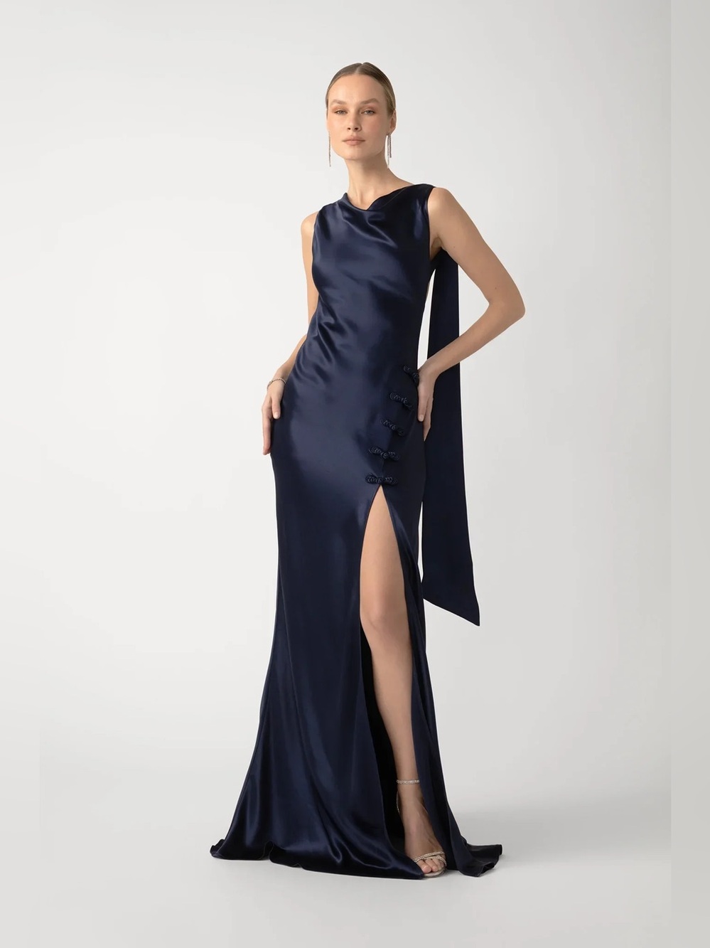 SAU LEE Priscilla Satin Open-Back Slit Gown Navy Blue